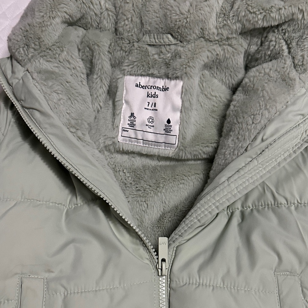abercrombie kids light sage green puffer jacket with plush lining